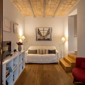 Apartment Fotofever Apt, Two Bedrooms With Air Conditioned In Elegant Shopping Area, Close To Vatican
