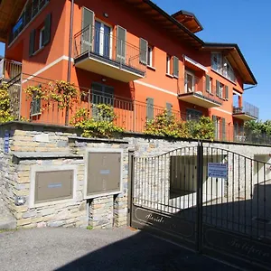 Theresa Apartment Tremezzo