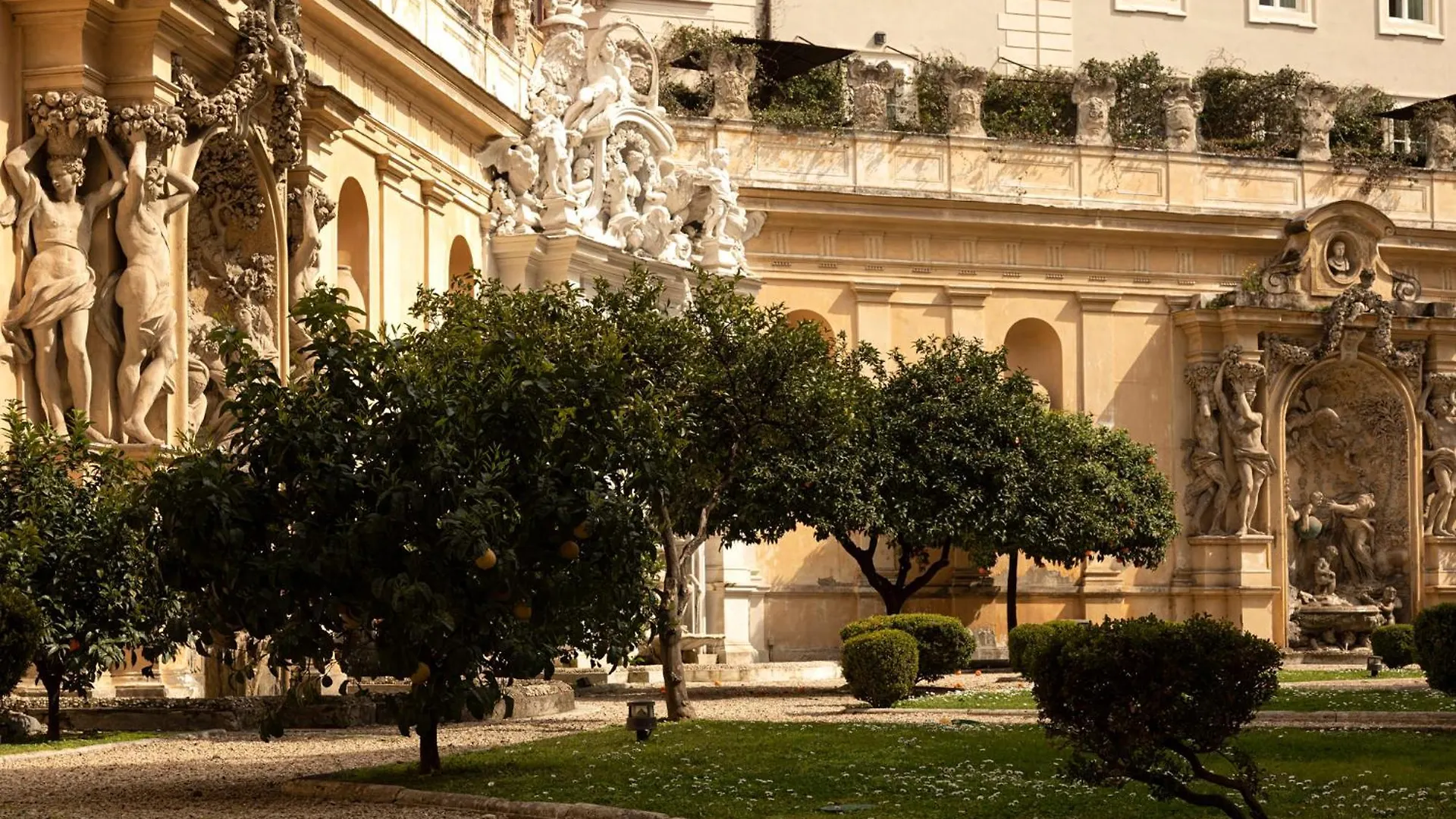 Hotel Vilon - Small Luxury Hotels Of The World Rome 5*,