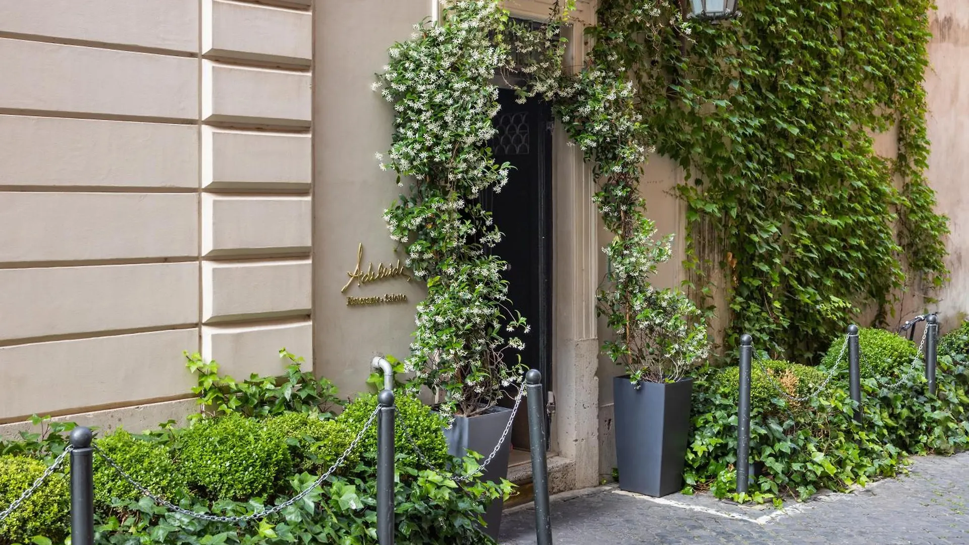 Hotel Vilon - Small Luxury Hotels Of The World Рим